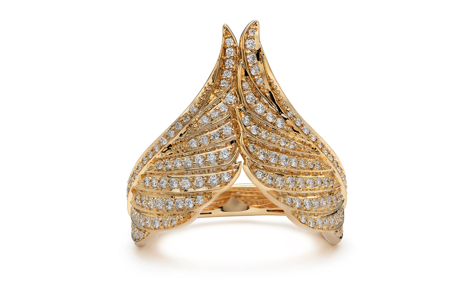 D Flawless Diamond Ring set in 18K Yellow Gold