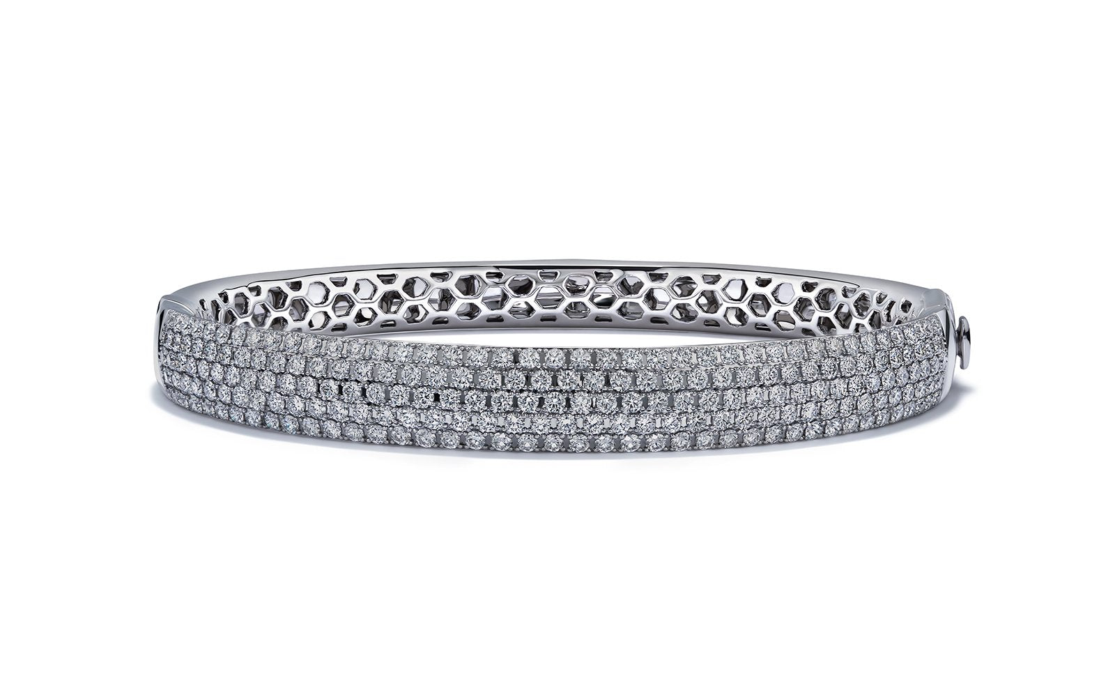 D Flawless Diamond Bangle set in 18K White Gold