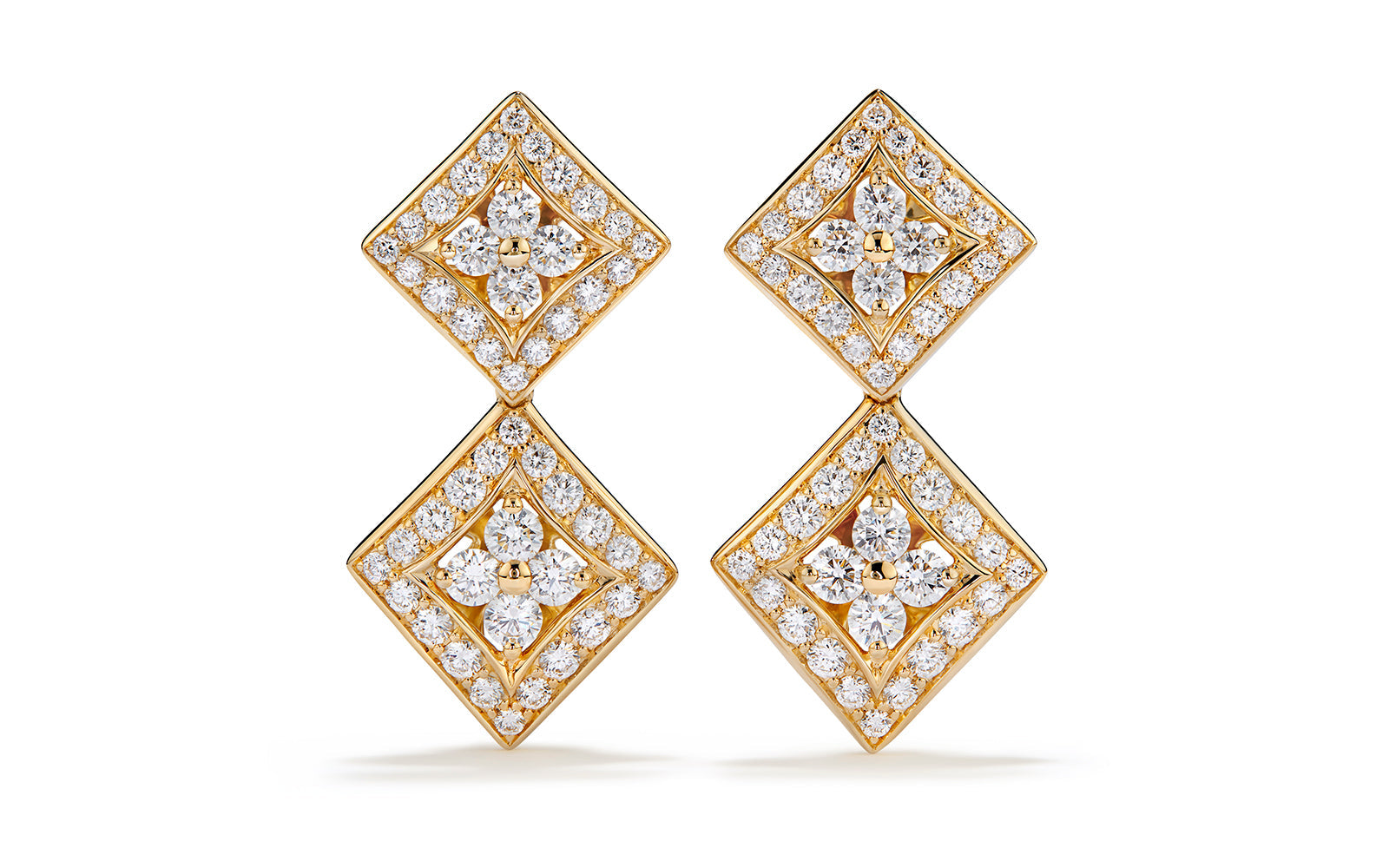 2.84ct D Flawless Diamond Earrings set in 18K Yellow Gold