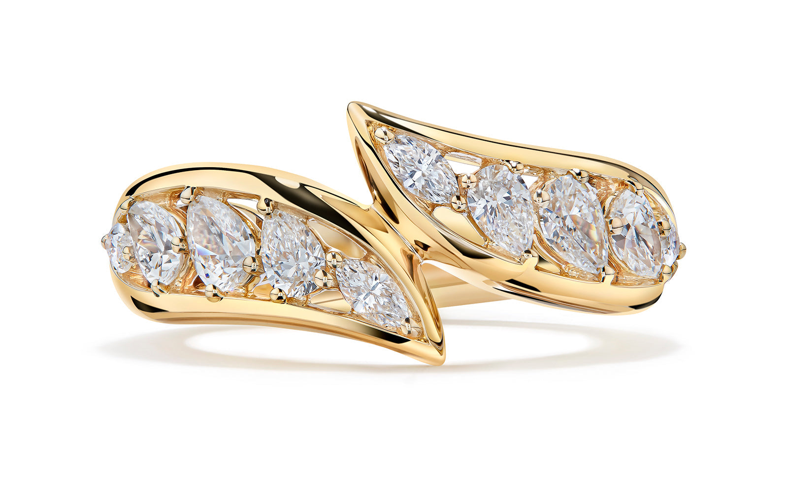 1.10ct D Flawless Diamond Ring set in 18K Yellow Gold
