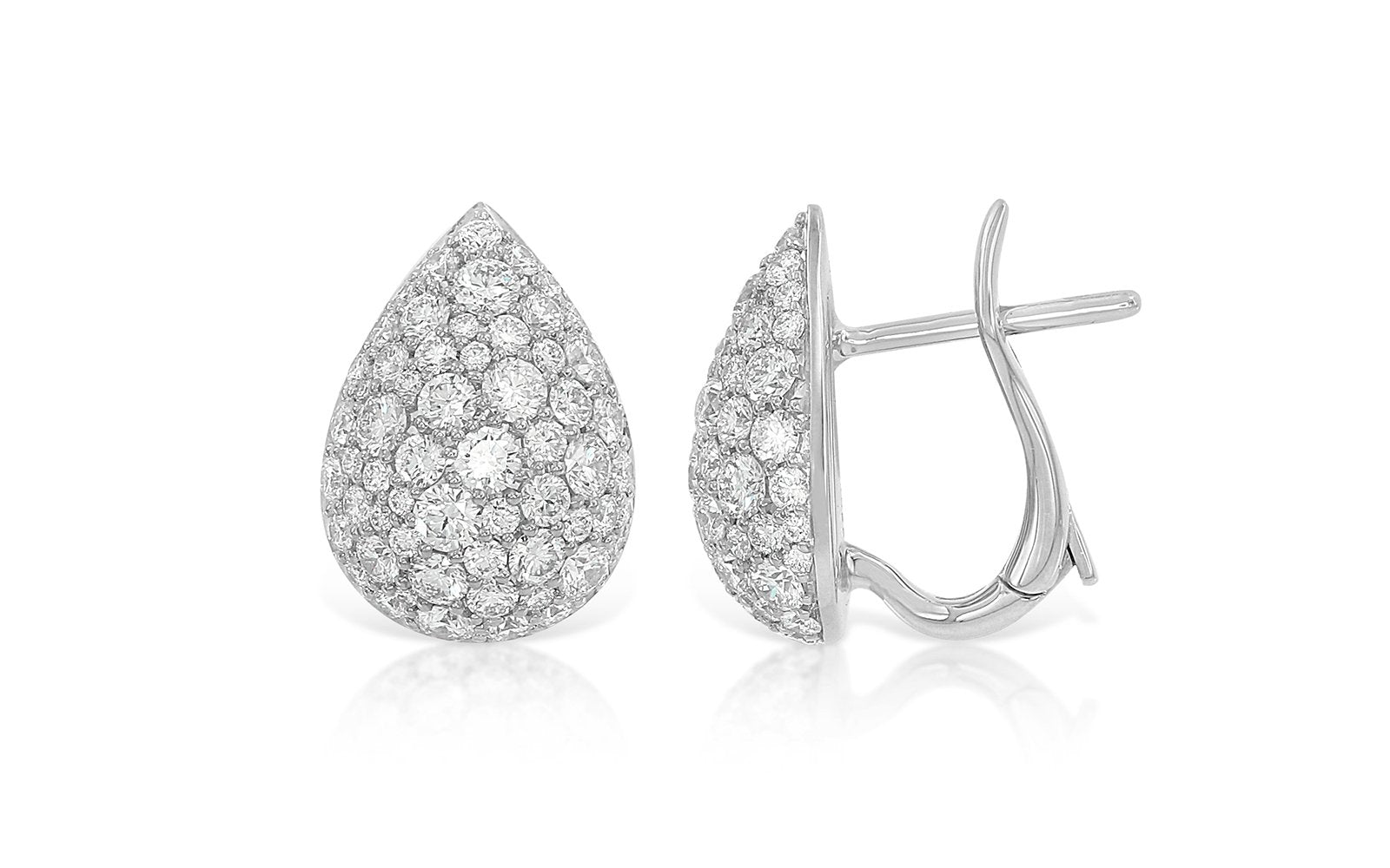 D Flawless Diamond Earrings set in 18K White Gold