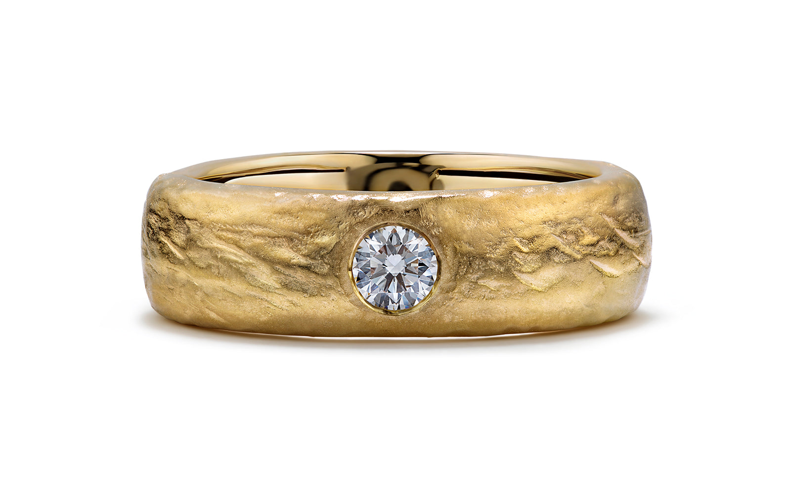 D Flawless Diamond Ring set in 18K Yellow Gold