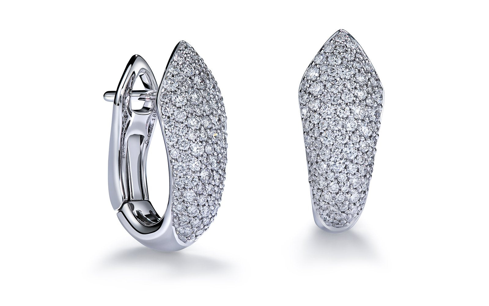 D Flawless Diamond Earrings set in 18K White Gold