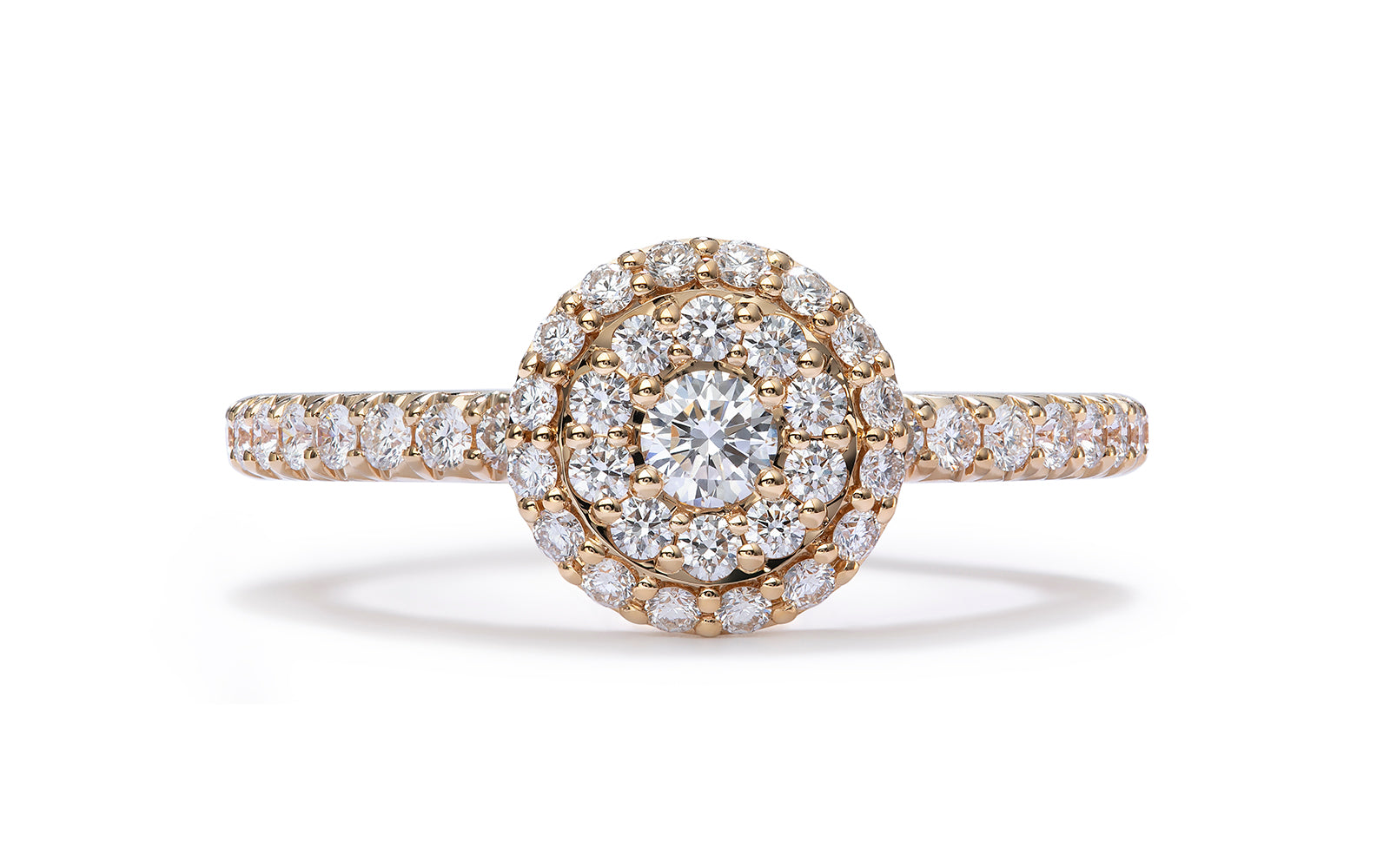 D Flawless Diamond Ring set in 18K Yellow Gold
