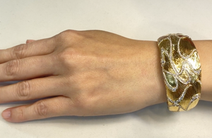 Jungle 3.63ct D Flawless Diamond Bangle set in 18K Yellow Gold
