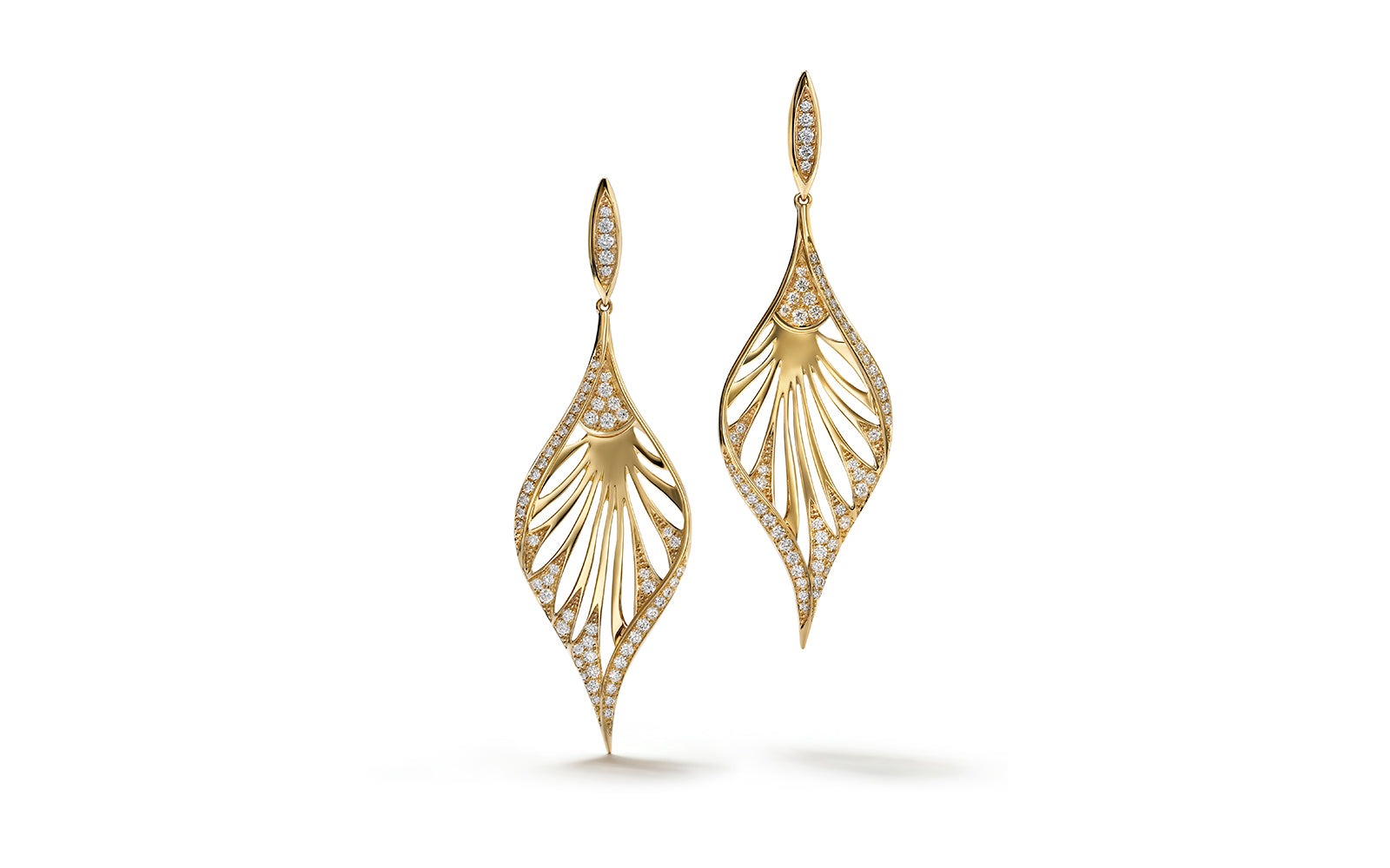 D Flawless Diamond Earrings set in 18K Yellow Gold