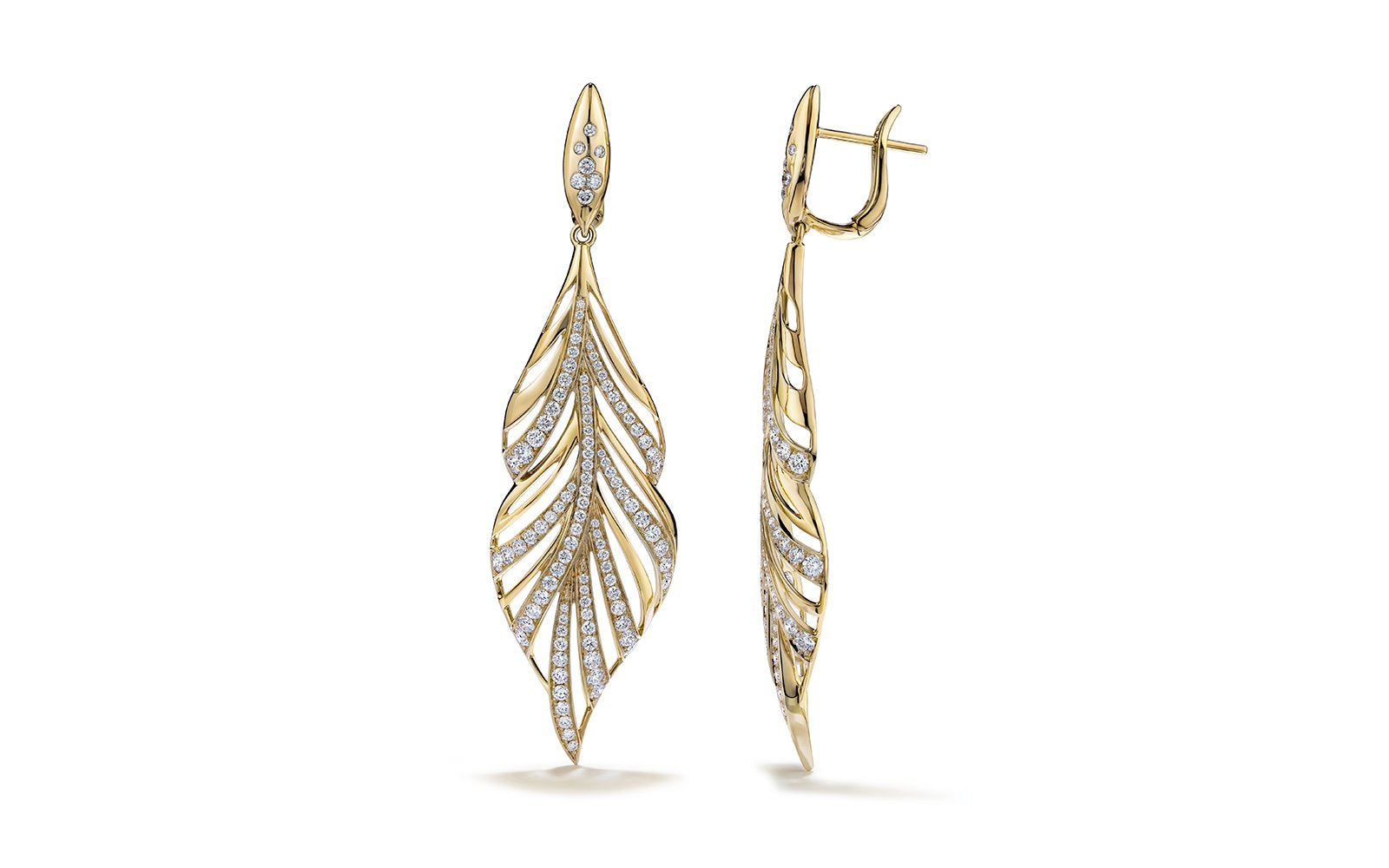 D Flawless Diamond Earrings set in 18K Yellow Gold