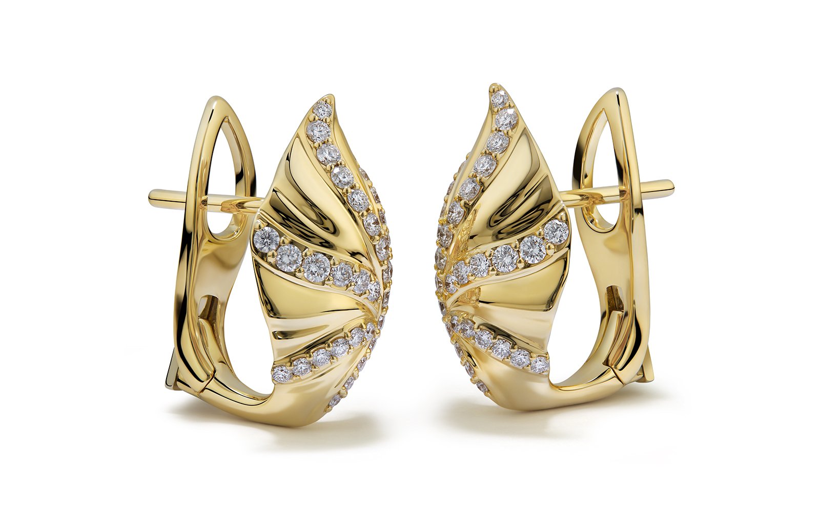 D Flawless Diamond Earrings set in 18K Yellow Gold
