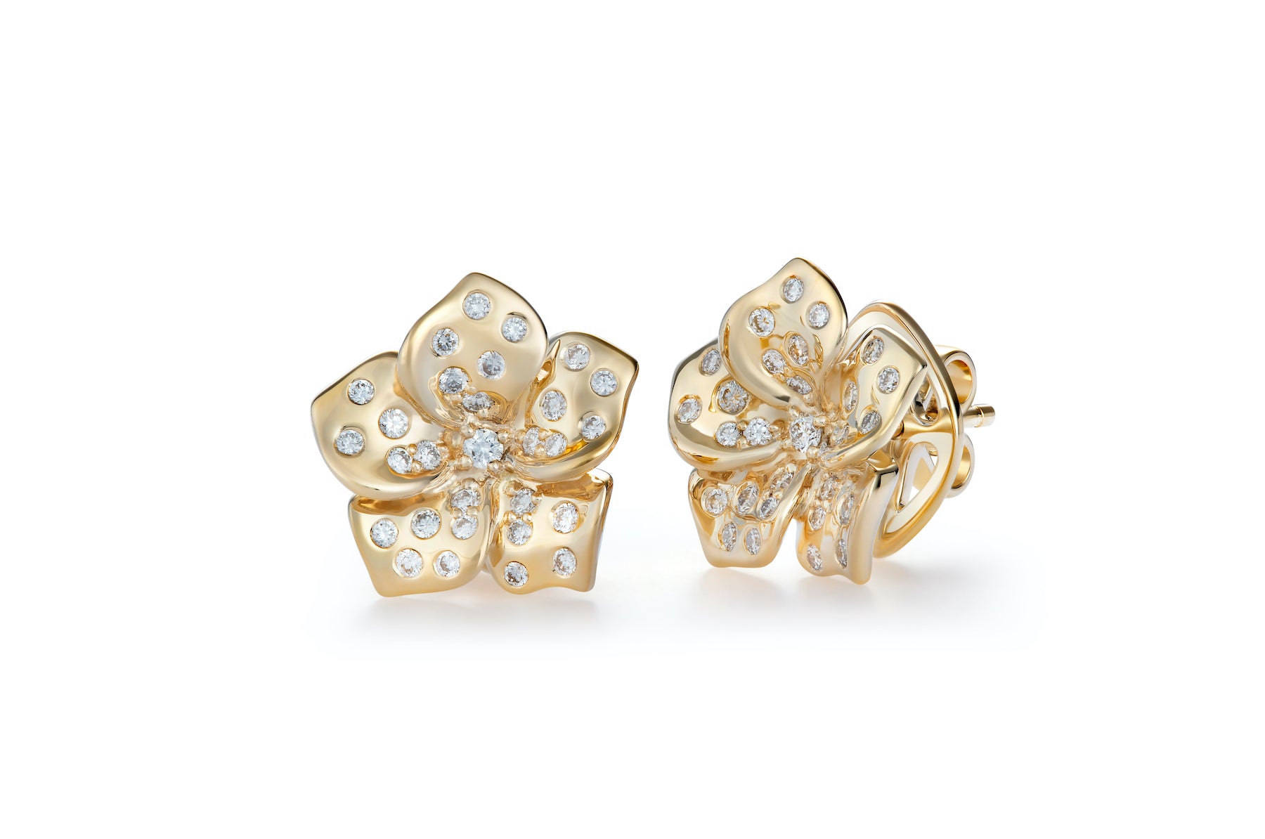 D Flawless Diamond Earrings set in 18K Yellow Gold