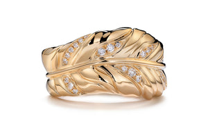 0.26ct D Flawless Diamond Ring set in 18K Yellow Gold