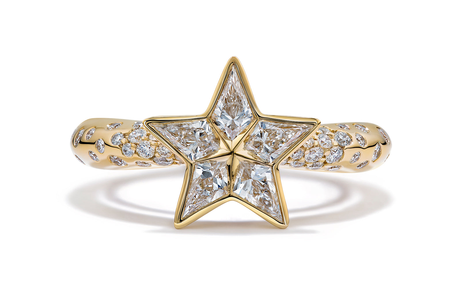 1ct D Flawless Diamond Ring set in 18K Yellow Gold