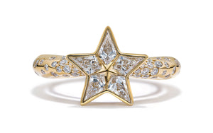 1ct D Flawless Diamond Ring set in 18K Yellow Gold