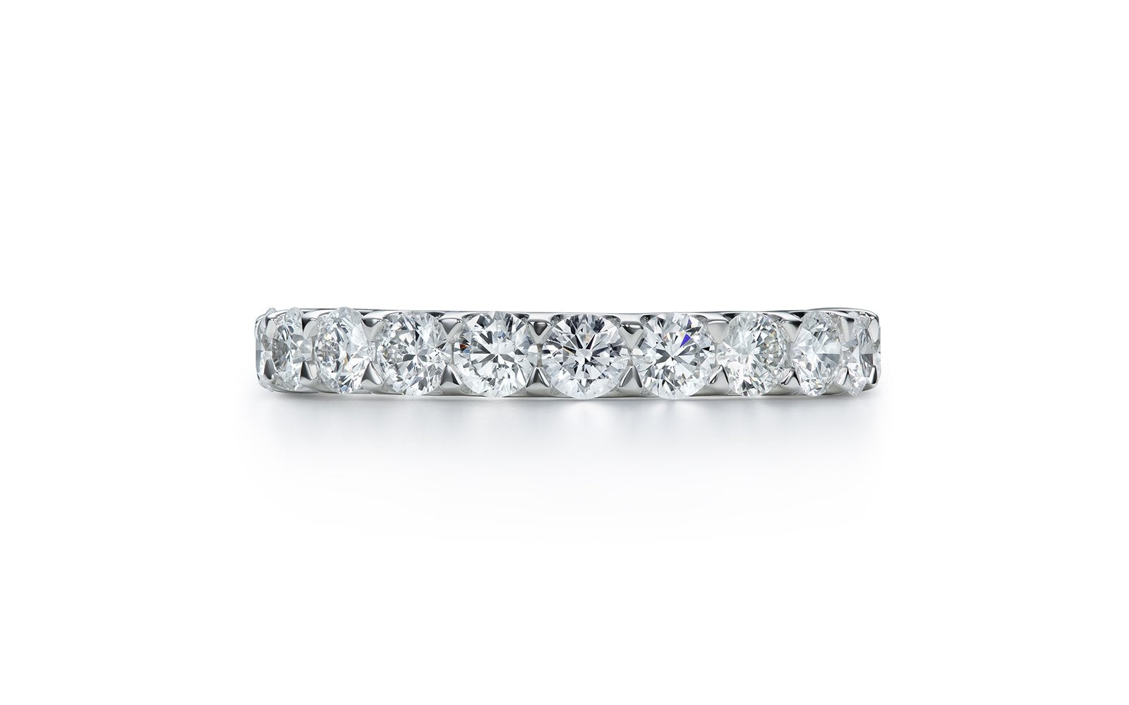 D Flawless Diamond Ring set in 18K White Gold