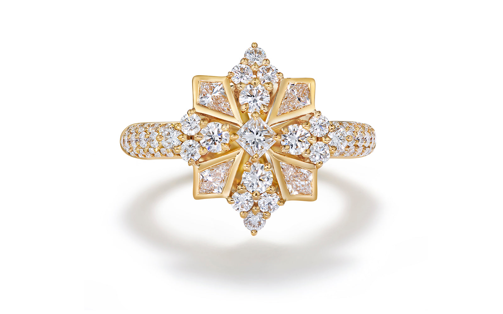 D Flawless Diamond Ring set in 18K Yellow Gold
