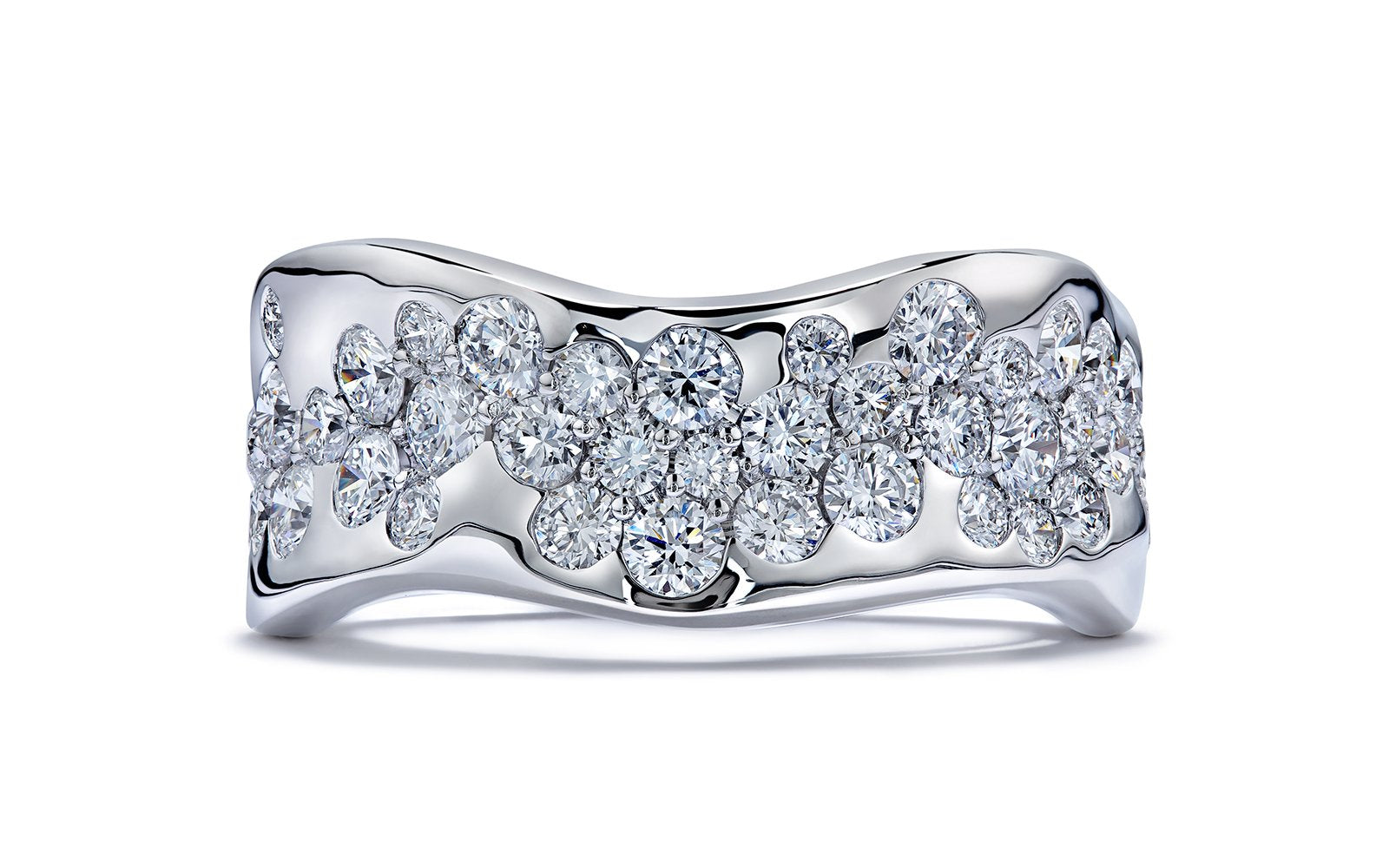 D Flawless Diamond Ring set in 18K White Gold