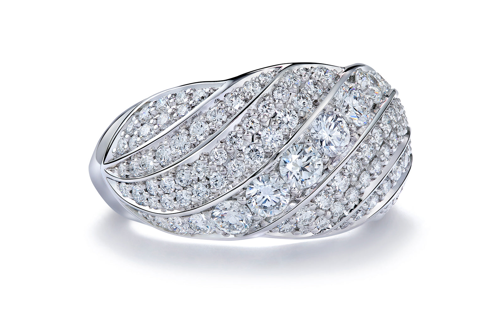 D Flawless Diamond Ring with 18K Yellow Gold Spring set in Platinum