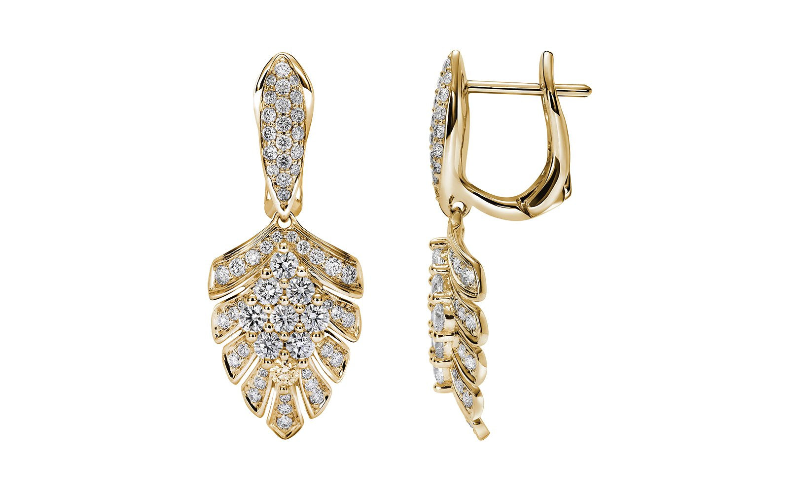 D Flawless Diamond Earrings set in 18K Yellow Gold