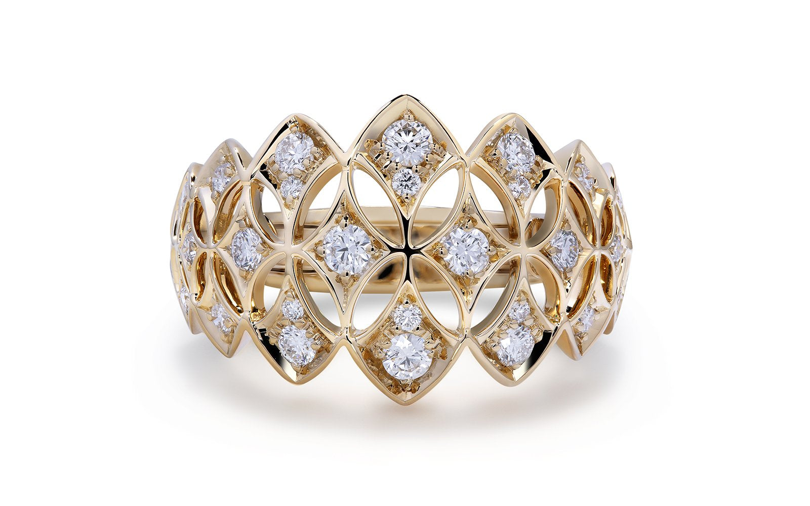 D Flawless Diamond Ring set in 18K Yellow Gold