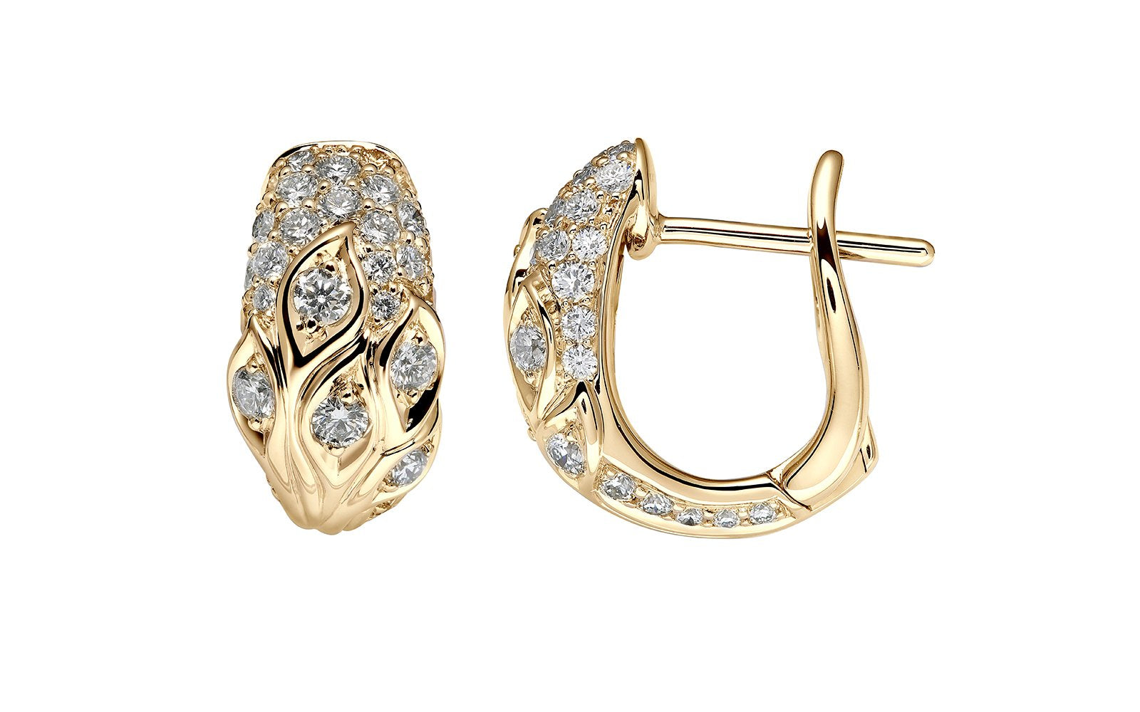 D Flawless Diamond Earrings set in 18K Yellow Gold