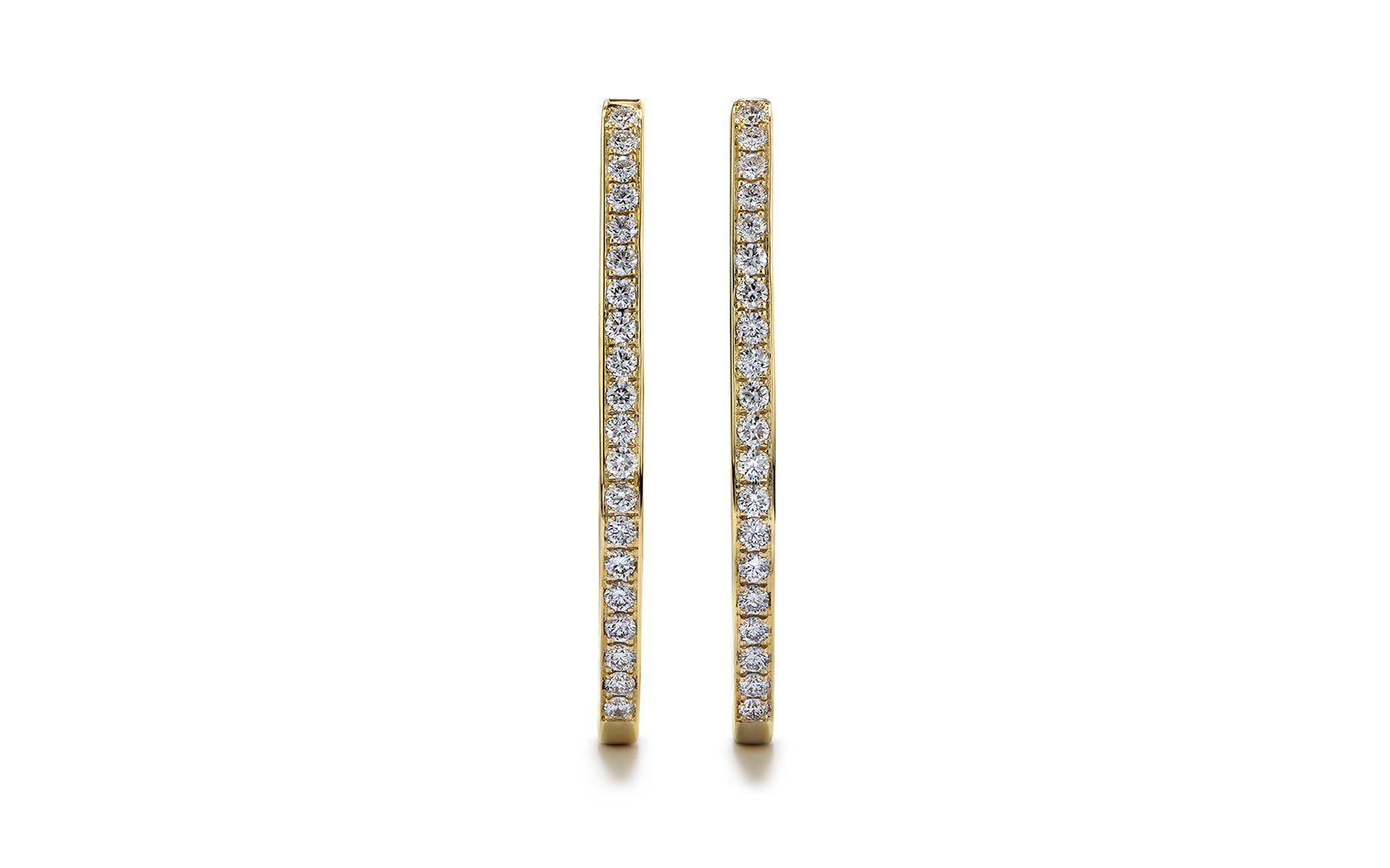 D Flawless Diamond Earrings set in 18K Yellow Gold