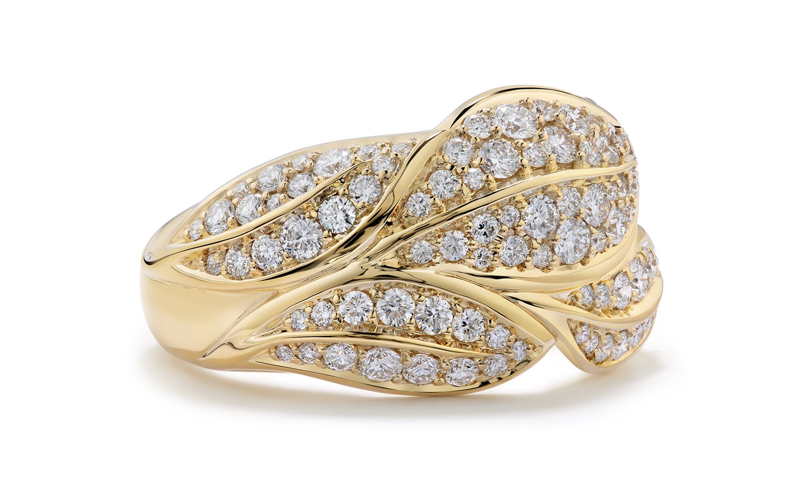 D Flawless Diamond Ring set in 18K Yellow Gold