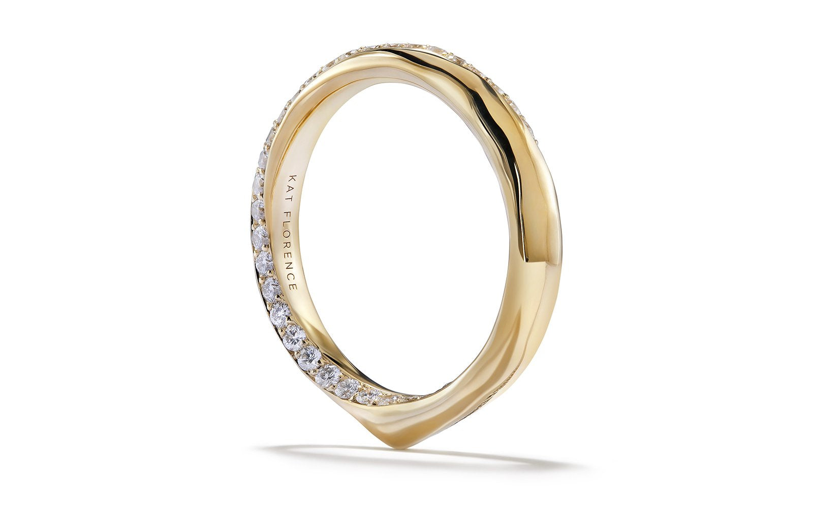 D Flawless Diamond Ring set in 18K Yellow Gold