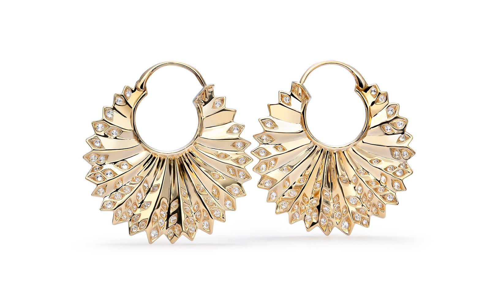 D Flawless Diamond Earrings set in 18K Yellow Gold