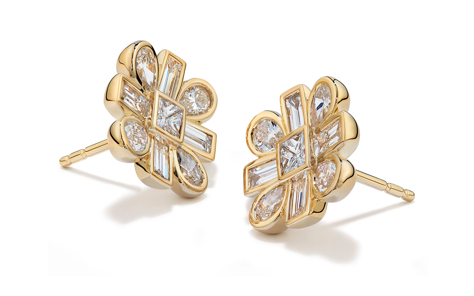 D Flawless Diamond Earrings set in 18K Yellow Gold
