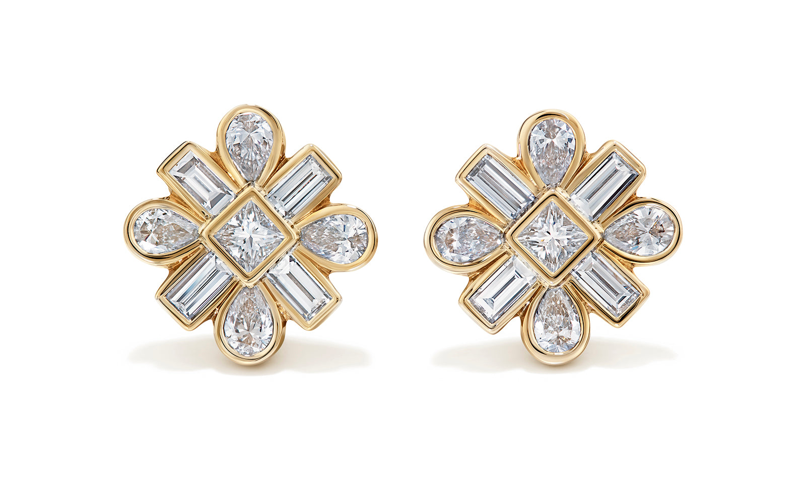 D Flawless Diamond Earrings set in 18K Yellow Gold