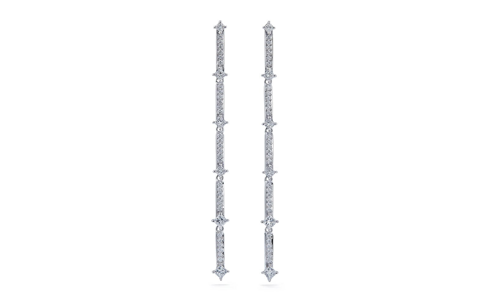 D Flawless Diamond Earrings set in 18K White Gold