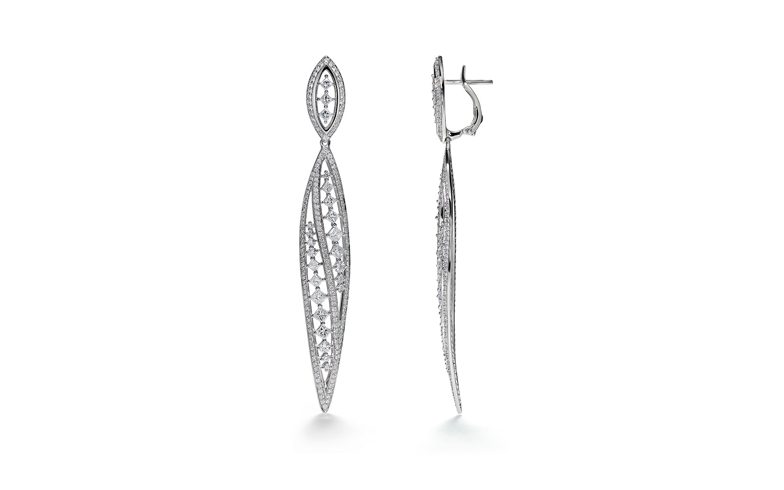 D Flawless Diamond Earrings set in 18K White Gold