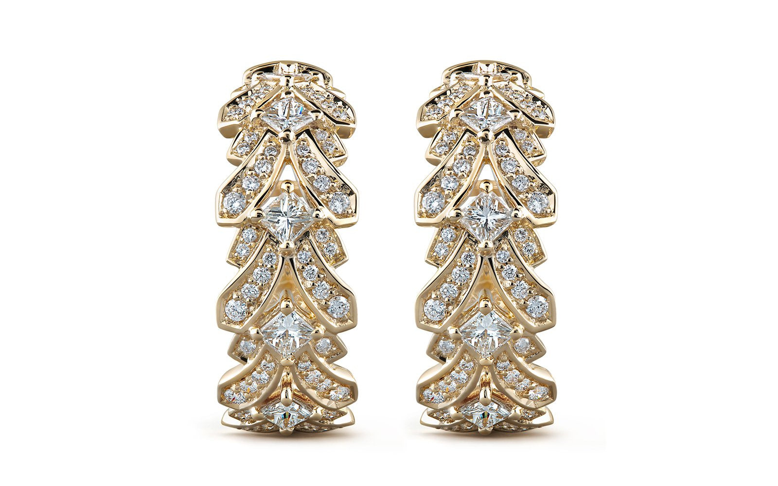 D Flawless Diamond Earrings set in 18K Yellow Gold