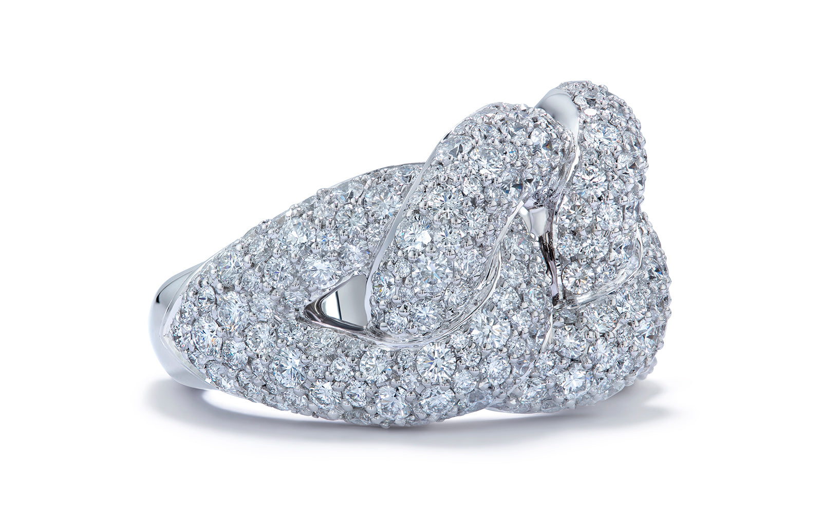 D Flawless Diamond Ring set in 18K White Gold