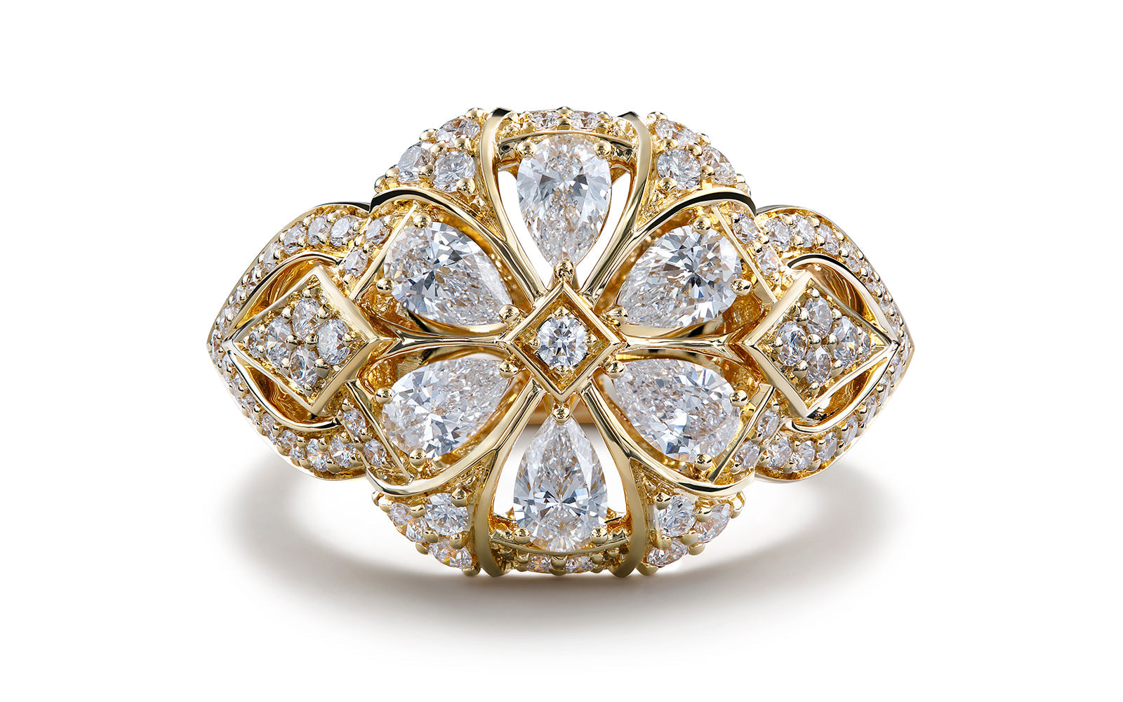 1.71ct Irish Flowers D Flawless Diamond Ring set in 18K Yellow Gold