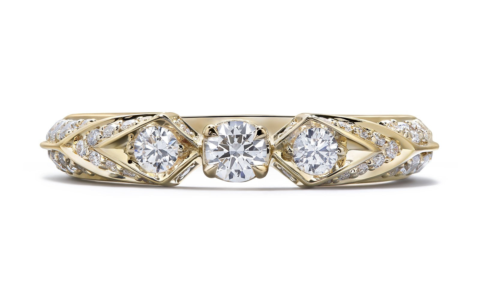 D Flawless Diamond Ring set in 18K Yellow Gold