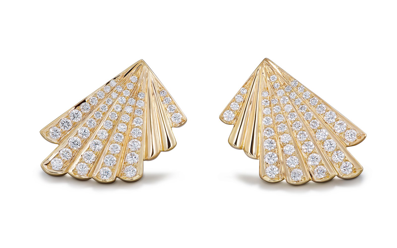 D Flawless Diamond Earrings set in 18K Yellow Gold