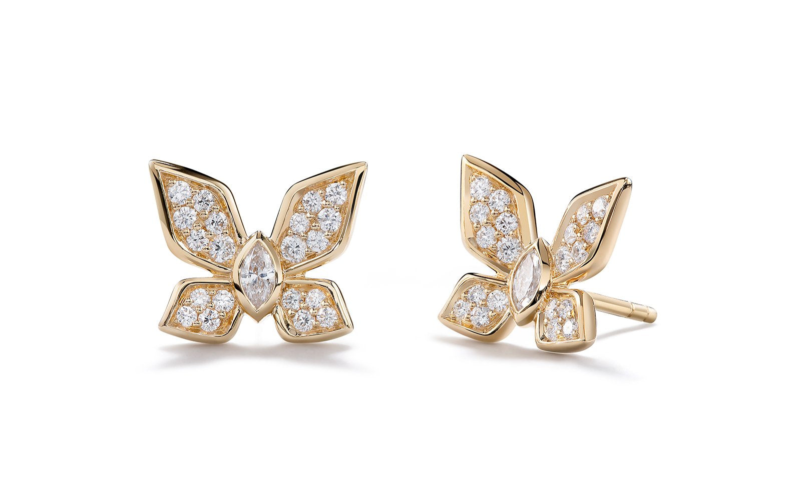 D Flawless Diamond Earrings set in 18K Yellow Gold