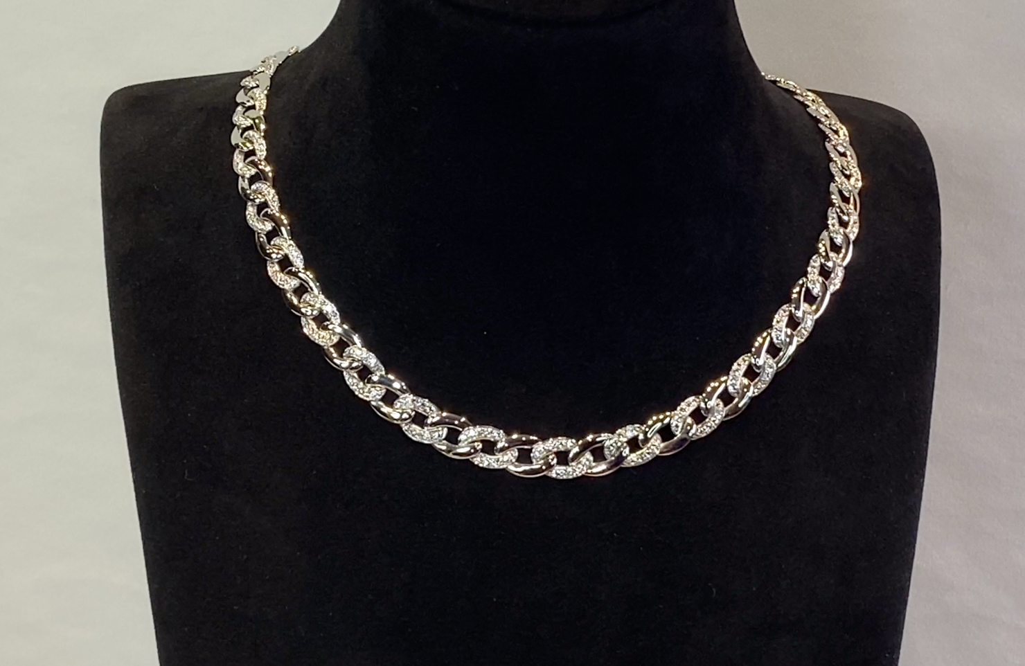D Flawless Diamond Necklace set in 18K White Gold