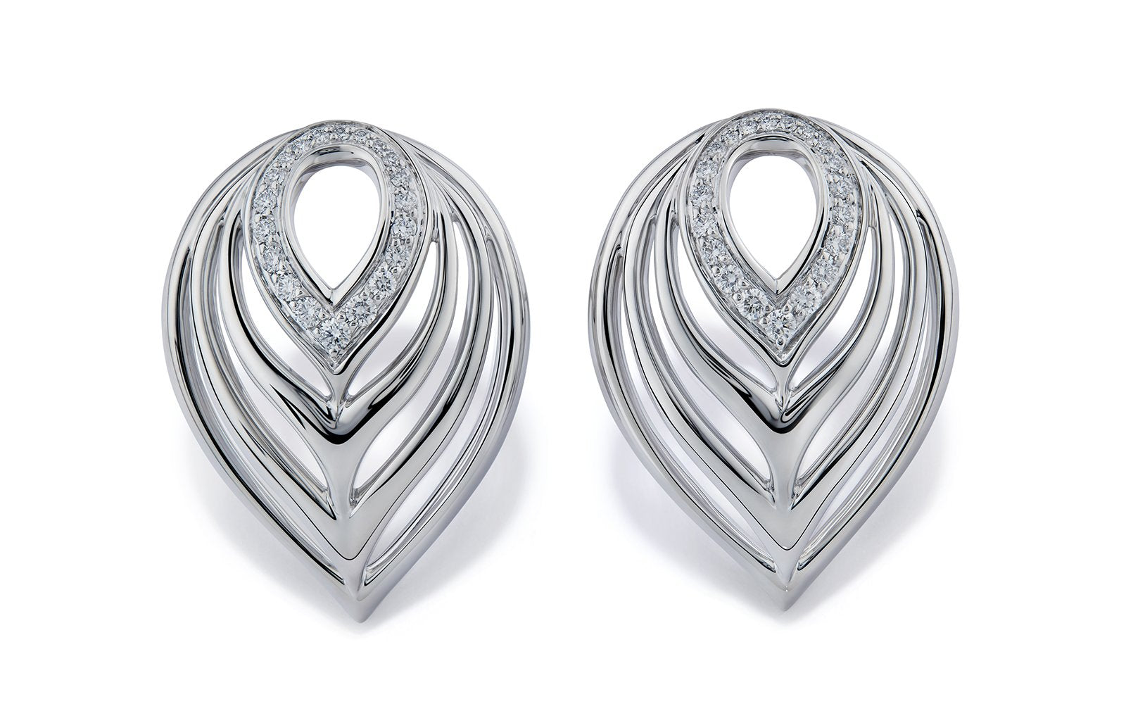 D Flawless Diamond Earrings set in 18K White Gold