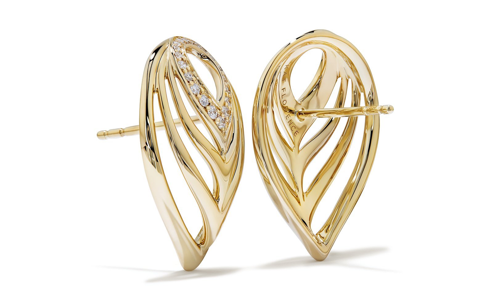 D Flawless Diamond Earrings set in 18K Yellow Gold