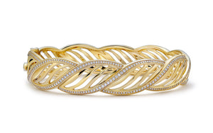 D Flawless Diamond Bangle set in 18K Yellow Gold