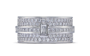 D Flawless Diamond Ring set in 18K White Gold