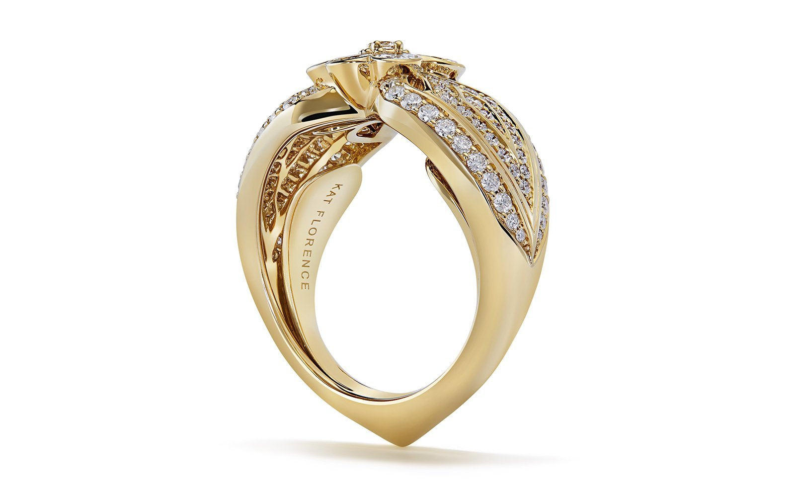 D Flawless Diamond Ring set in 18K Yellow Gold