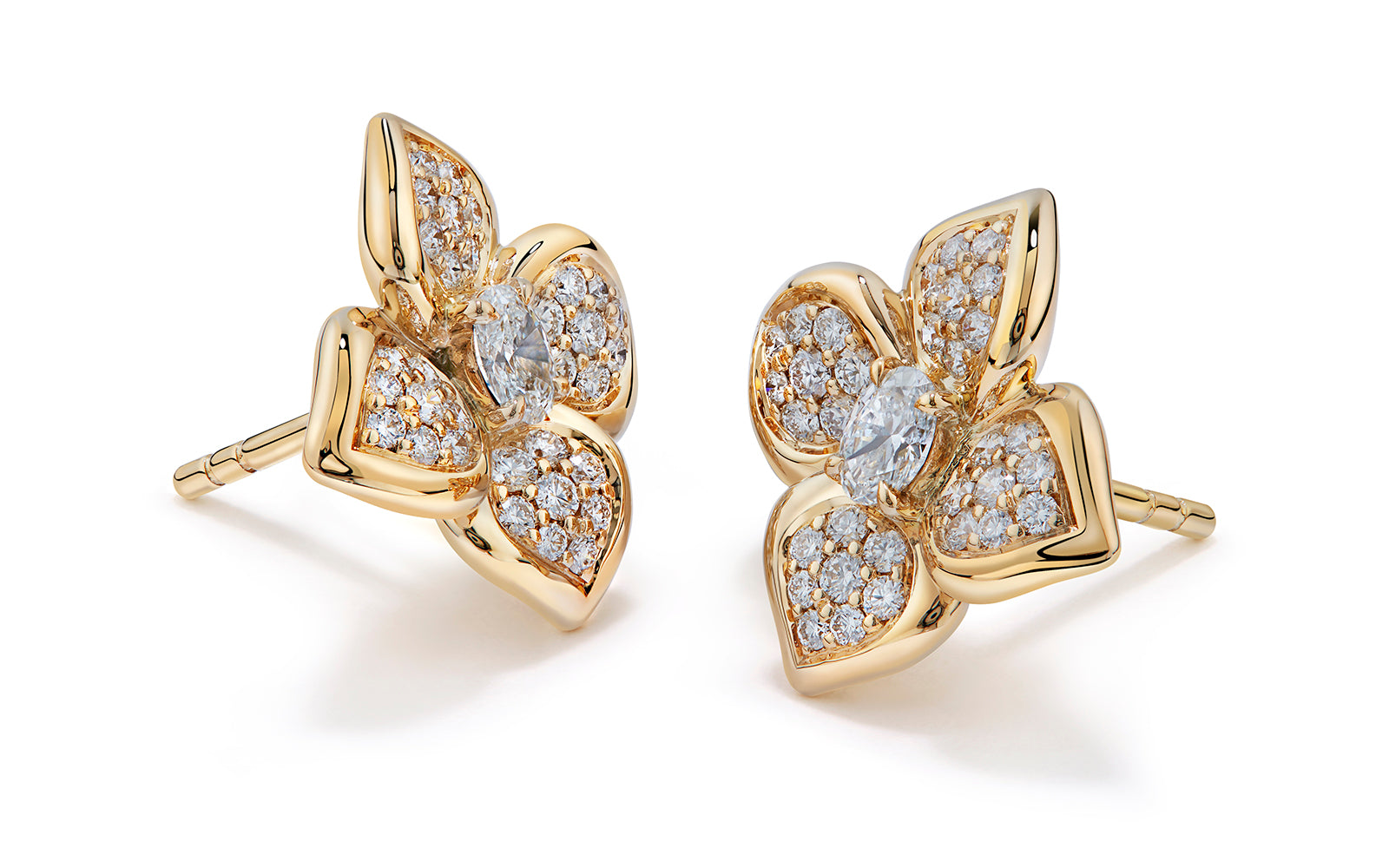D Flawless Diamond Earrings set in 18K Yellow Gold