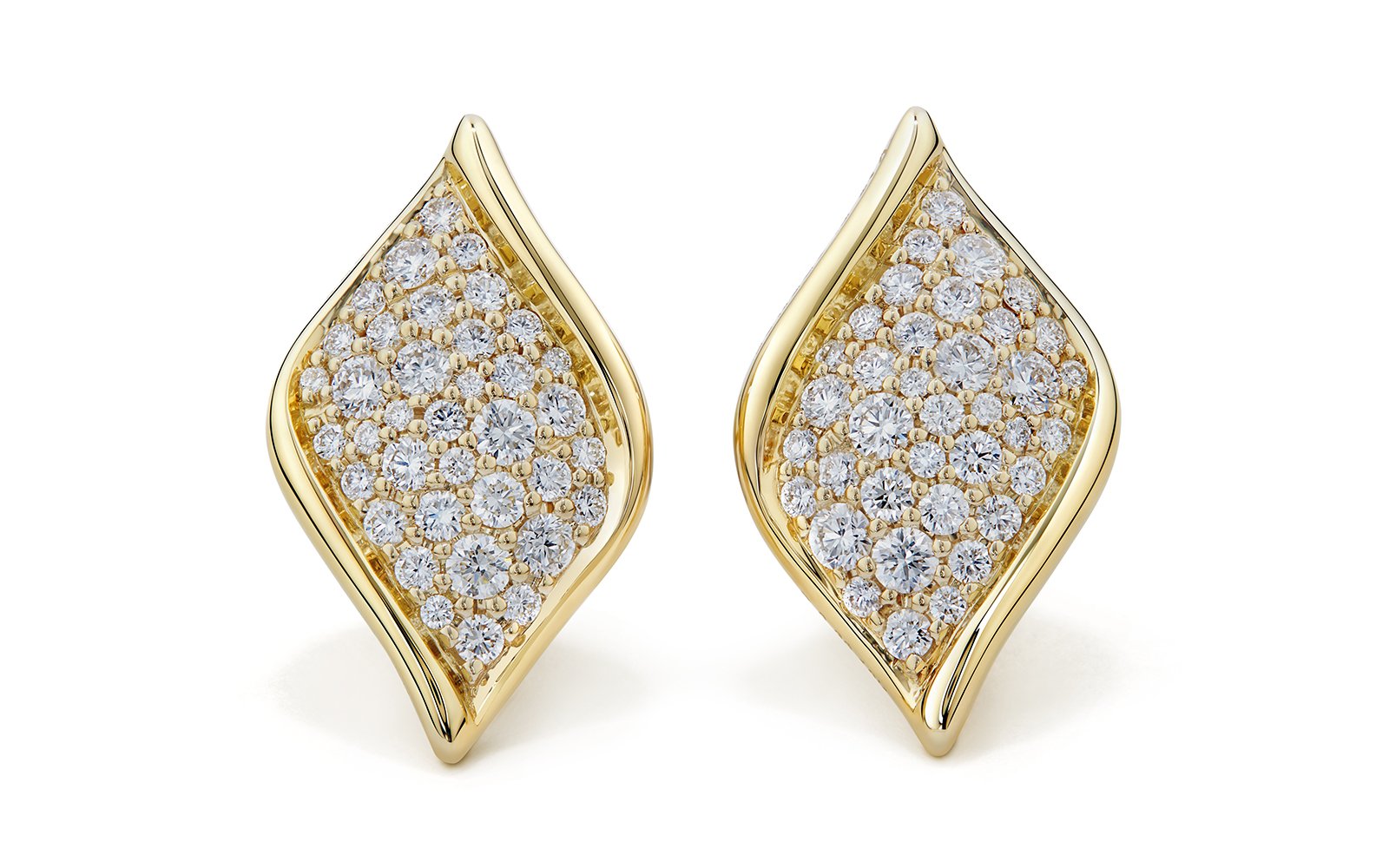 D Flawless Diamond Earrings set in 18K Yellow Gold